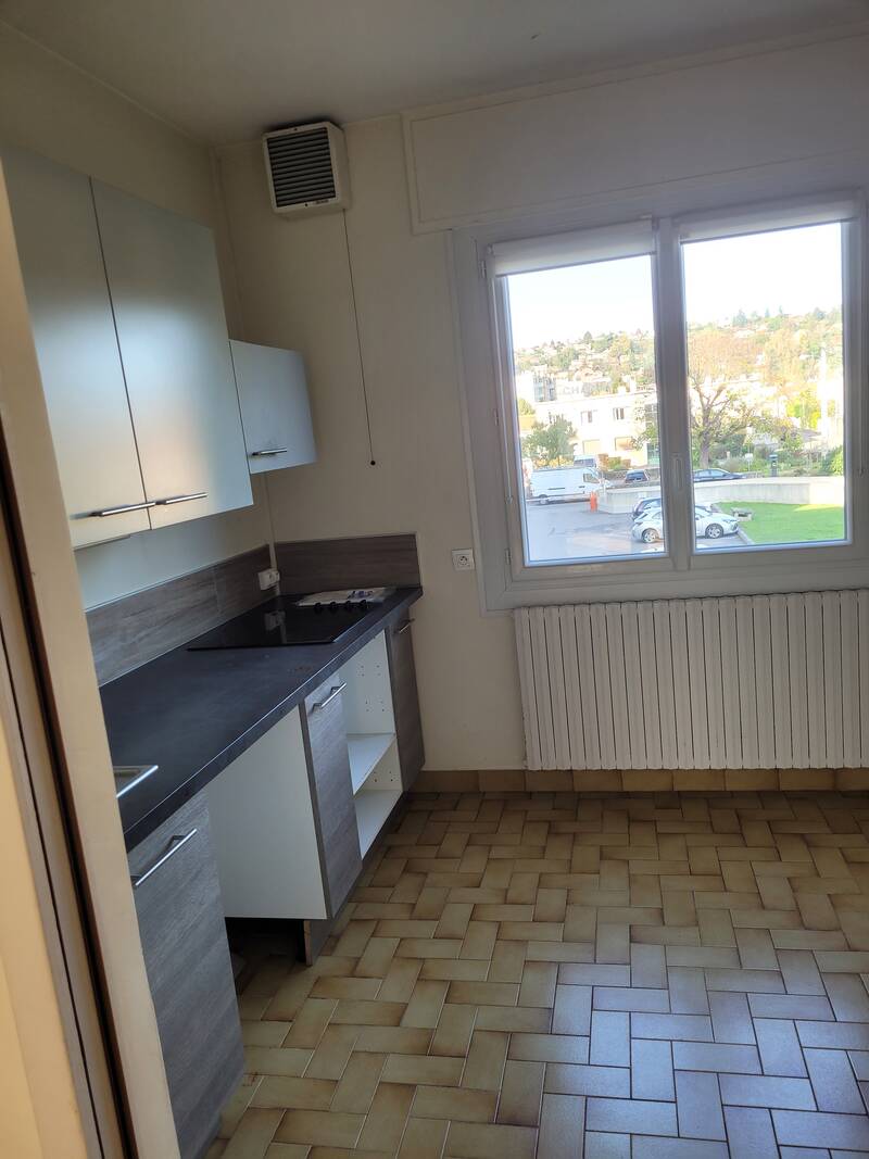 Bourgoin-Jallieu (38300)