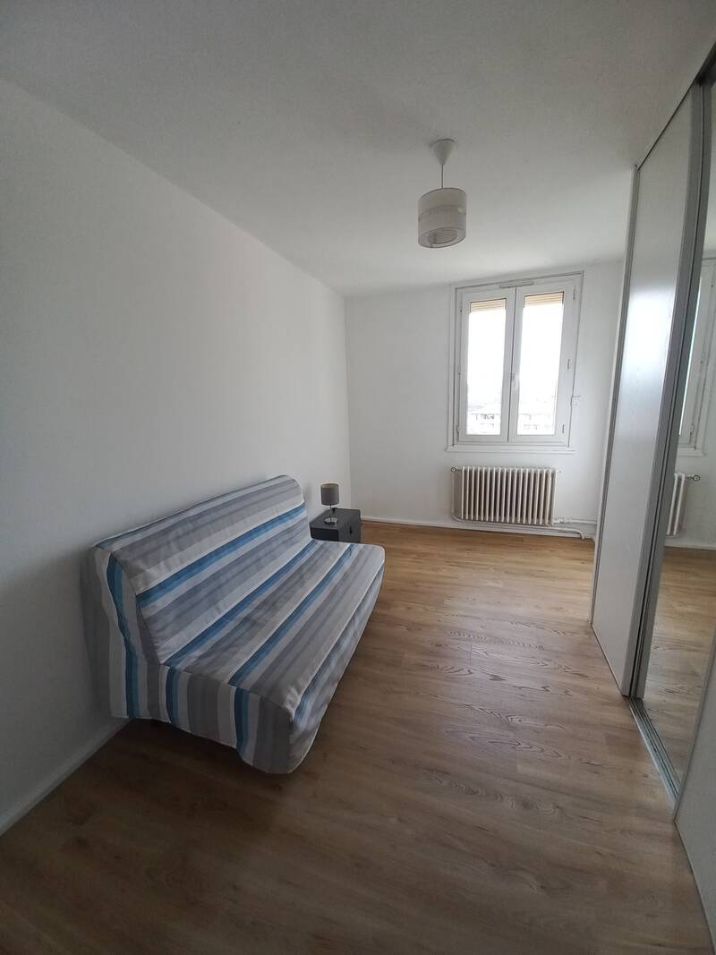Oullins (69600)