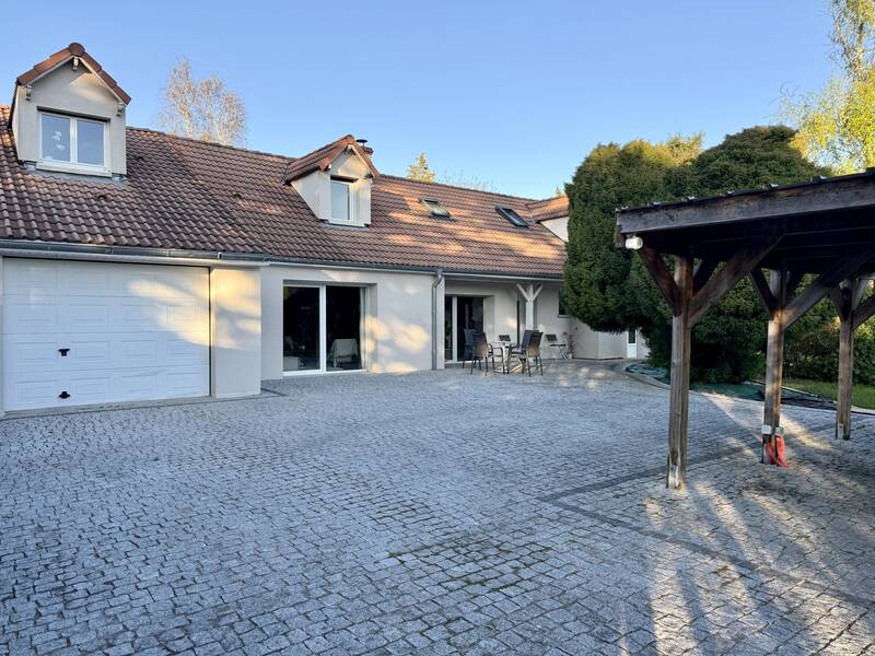 Loury (45470)