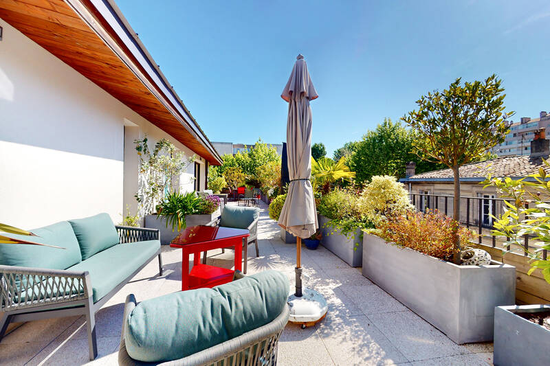 Lumineux Avec Terrasse De 100 M²