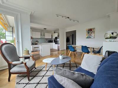 Location appartement 5 pièces Bron (69500)
