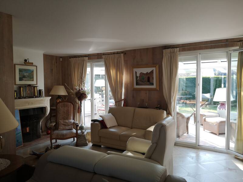 Plaisir (78370)