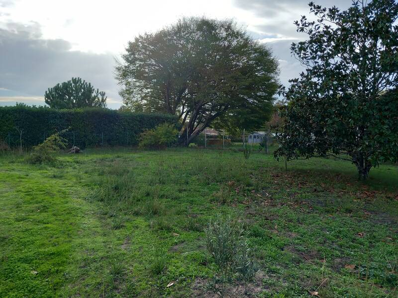 Hostens (33125)