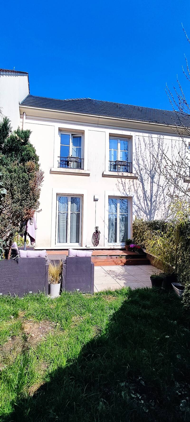 Magny-Le-Hongre (77700)