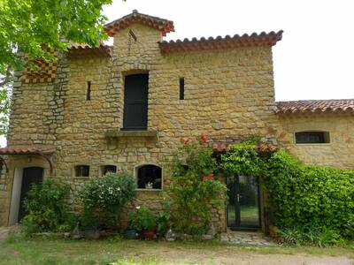 Vente maison 8 pièces Solliès-Pont (83210)