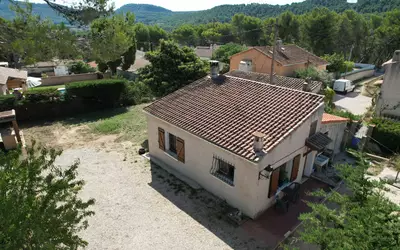Roquefort-La-Bédoule (13830)