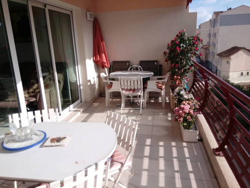 Fréjus (83600)