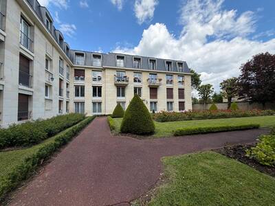 Location appartement 4 pièces Versailles (78000)