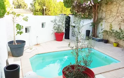 Villeneuve-Lès-Avignon (30400)