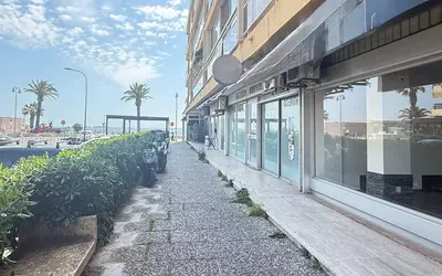 Fréjus (83600)
