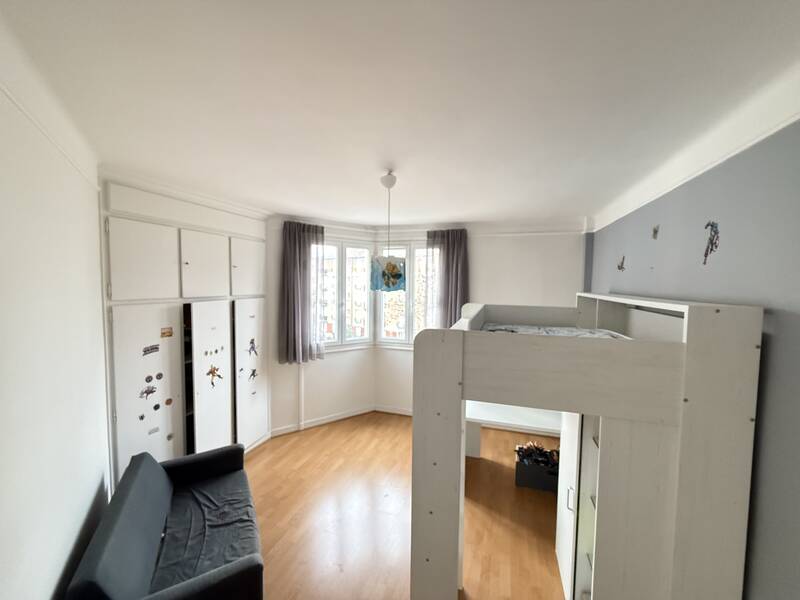 Suresnes (92150)