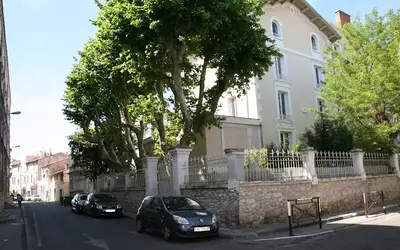 Avignon (84000)