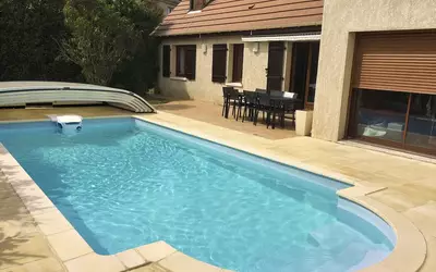 Vaux-Le-Pénil (77000)