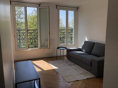 Location appartement studio Paris 18e