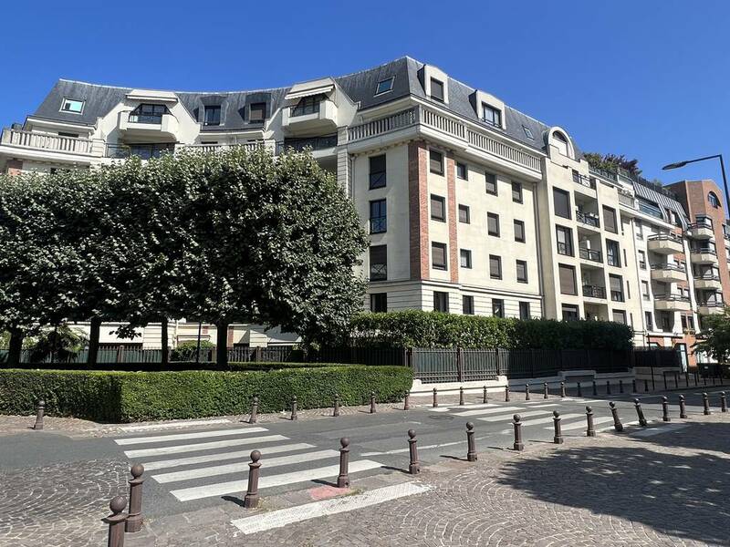 Location appartement CharentonlePont Appartement à louer Charenton