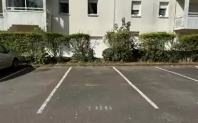 Nantes (44000)