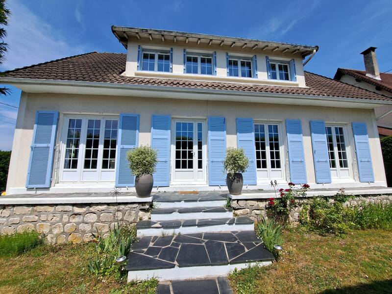 Sainte-Geneviève-Des-Bois (91700)