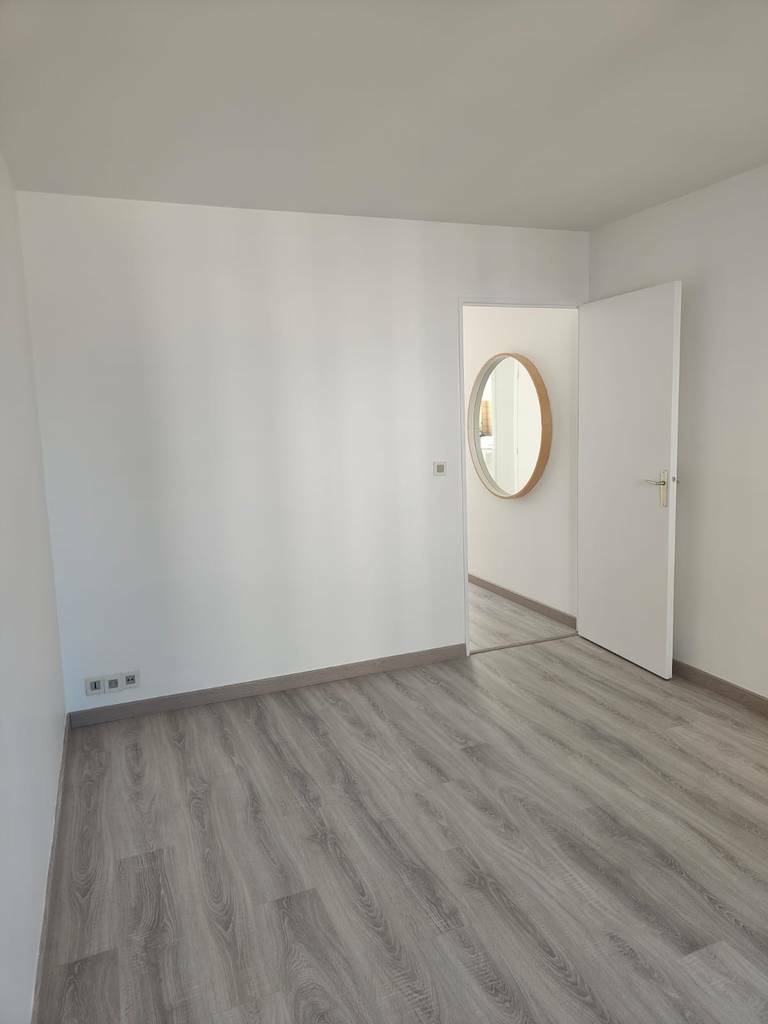 Melun (77000)