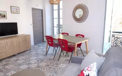 Toulon (83000)