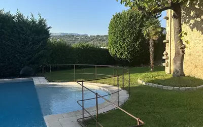 Opio (06650)