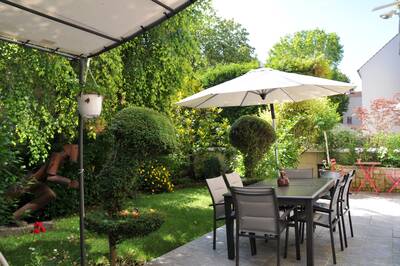 Vente maison 8 pièces Les Lilas (93260)