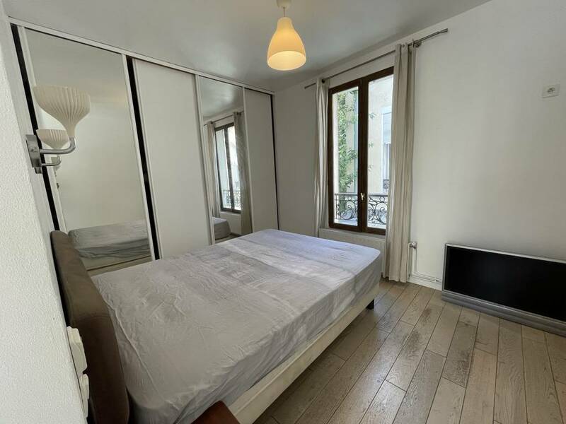 Paris 11E