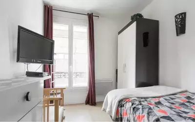 Paris 11E