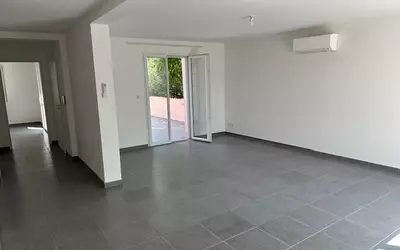 Vergèze (30310) + 50M2 Garage