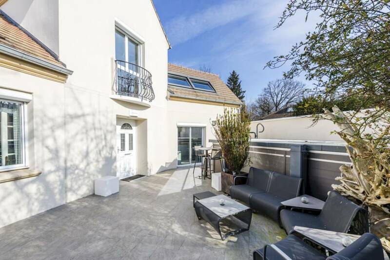 Le Mesnil-Saint-Denis (78320)