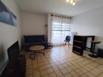 Location appartement studio Nîmes (30)