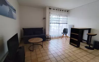 Nîmes (30900)