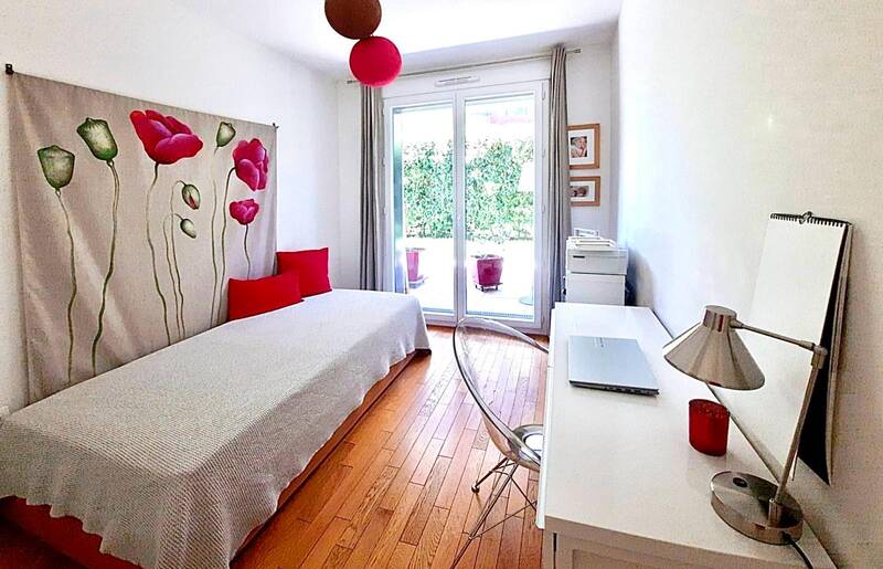 Issy-Les-Moulineaux (92130)