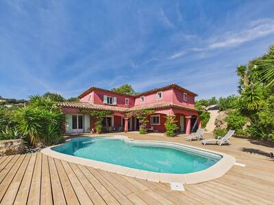 Vente maison 8 pièces Les Adrets-de-l'Estérel (83600)