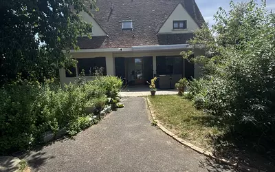Varennes-Sur-Seine (77130)