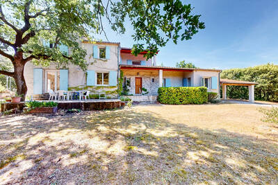 Vente maison 9 pièces Saint-Michel-l'Observatoire (04870)