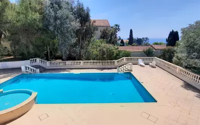 Cannes (06150)