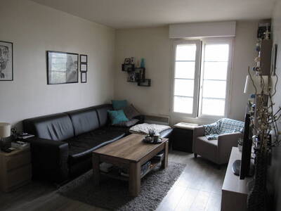 Location appartement 2 pièces Combs-la-Ville (77380)
