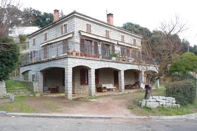 Location appartement 2 pièces Santa-Maria-Siché (20190)