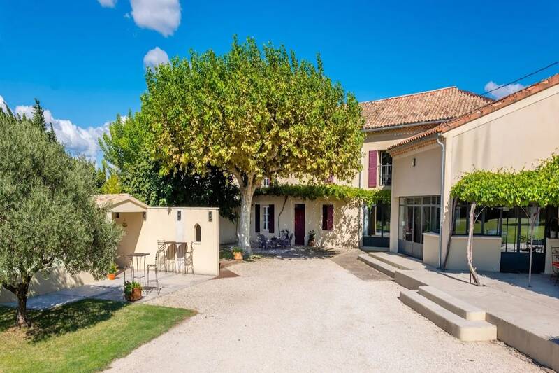 Althen-Des-Paluds - 1 Maison Et 3 Appartements-