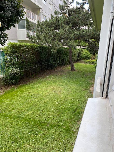 Courbevoie (92400)