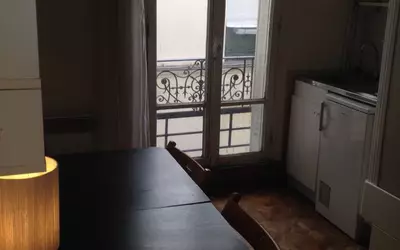 Paris 11E