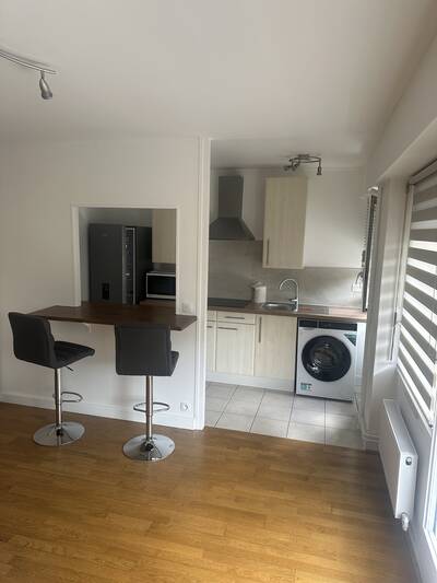 Location appartement studio Courbevoie (92400)