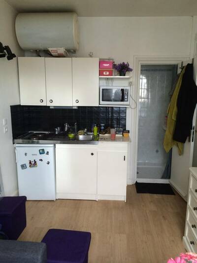 Location appartement studio Paris 18e