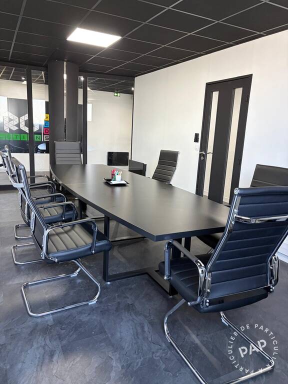 Location bureaux et locaux professionnels 110 m² Noiseau
