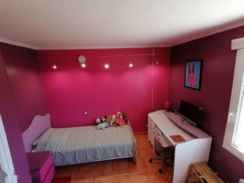 Fréjus (83600)