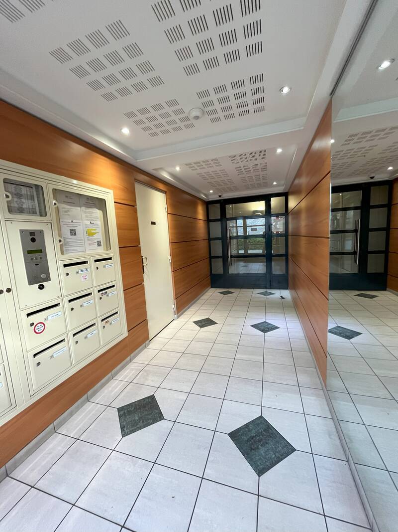 Saint-Ouen-Sur-Seine (93400)