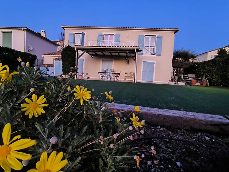 Nice (06000)