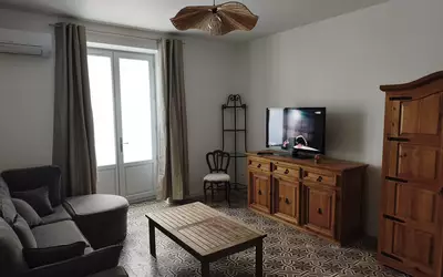 Nîmes (30000)