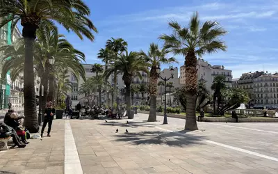 Toulon (83000)