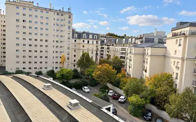 Issy-Les-Moulineaux (92130)